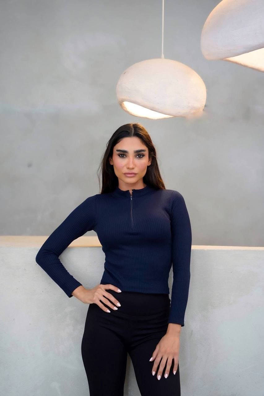 بلیز زنانه پنبه پلیسه یقه 7سانت نیم زیپ