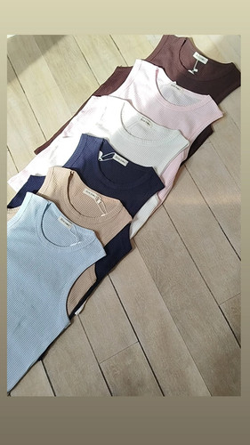 تاپ زنانه پلیسه قواره دار